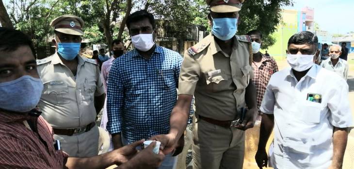 ஆறாம்பண்ணையில் பொதுமக்களுக்கு கபசுர குடிநீர் வழங்குதல்.!