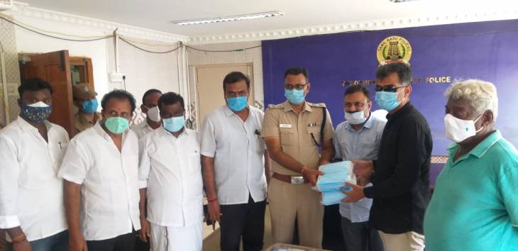 மதிமுக சார்பில் தூத்துக்குடி மாவட்ட காவல் துறையினருக்கு முக கவசம் வழங்கல்! 

