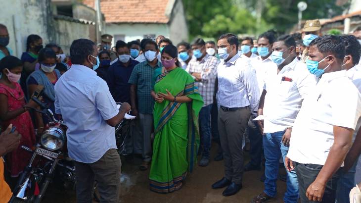 இலங்கை அகதிகள் முகாமில் கனிமொழி எம்பி ஆய்வு!