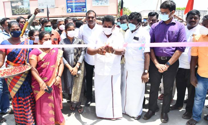 ரூ.17 லட்சம் மதிப்பில் பேவர் பிளாக் சாலை - அமைச்சர் அனிதா ராதாகிருஷ்ணன் திறந்து வைத்தார்