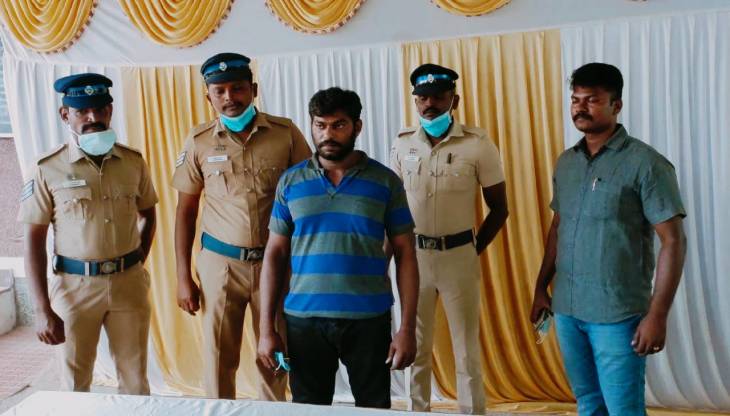 மாநில அளவில் தேடப்பட்டு வந்த முக்கிய கூலிப்படை தூத்துக்குடி ரவுடி திருச்செந்தூரில்  கைது! 