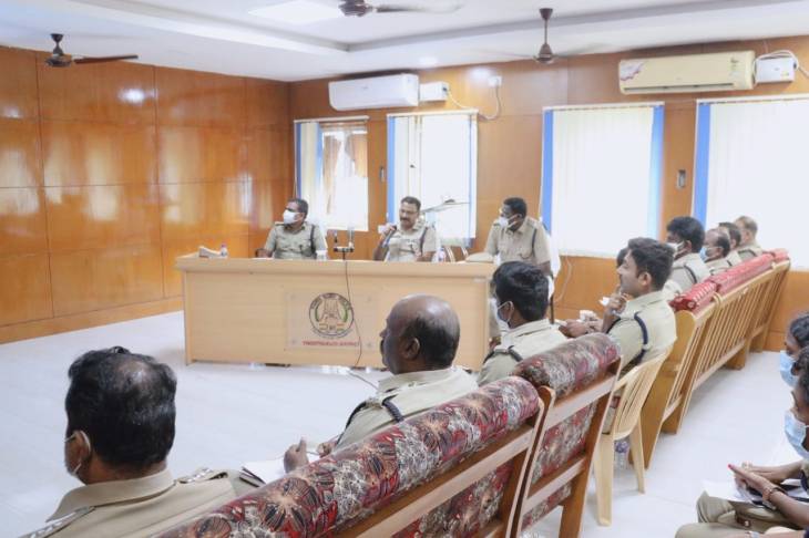 தீபாவளி பண்டிகையை  பாதுகாப்பு பணியில் 1500 போலீசார் - சட்ட விரோத செயல்களில் ஈடுபடுபவர்கள் மீது கடும் நடவடிக்கை : எஸ்.பி!