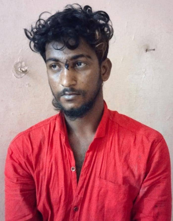 தூத்துக்குடியில் சிறுவனிடம் செல்போனை திருடிய வாலிபர் கைது!

