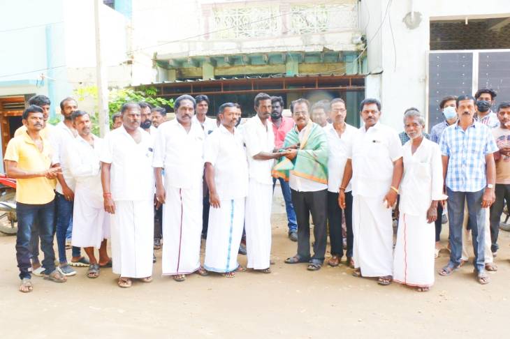 தூத்துக்குடி மாநகரில் காங்கிரஸ் கட்சியில் இணைந்த மாற்று கட்சியினர்

