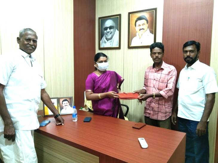 அமைச்சர் கீதாஜீவனுக்கு குடியரசு தலைவர் விருது - மதிமுக நிர்வாகி நேரில் வாழ்த்து !