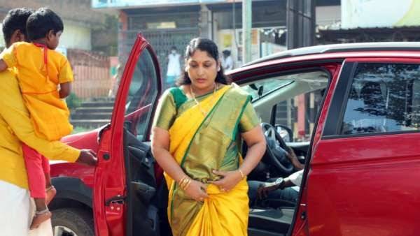 மிரட்டுறாங்க... ஆன்மிக சேவை பாதிக்குது... சென்னை கமிஷனரிடம் அன்னபூரணி புகார்!