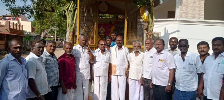 தூத்துக்குடியில் வீரபாண்டிய கட்டபொம்மனின் 263-வது பிறந்தநாள் விழா - மாலை அணிவித்து மரியாதை !