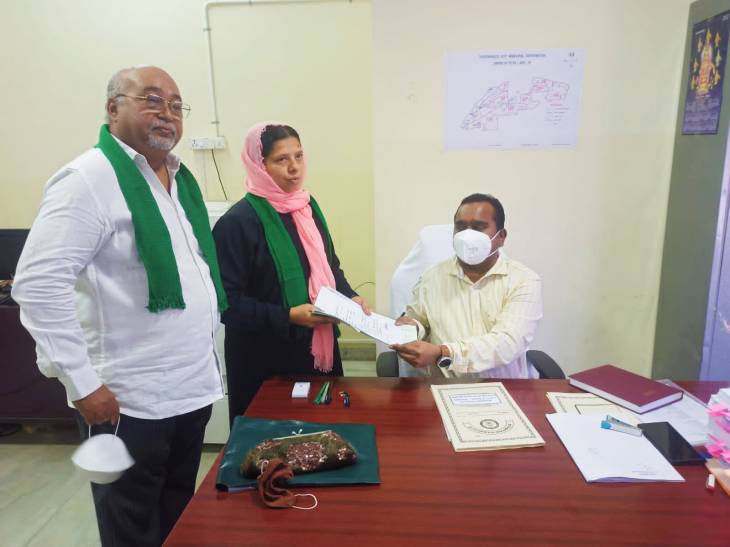 தூத்துக்குடி மாநகராட்சி தேர்தல் : இந்திய யூனியன் முஸ்லிம் லீக் கட்சி சார்பில் மும்தாஜ் வேட்பு மனு தாக்கல்