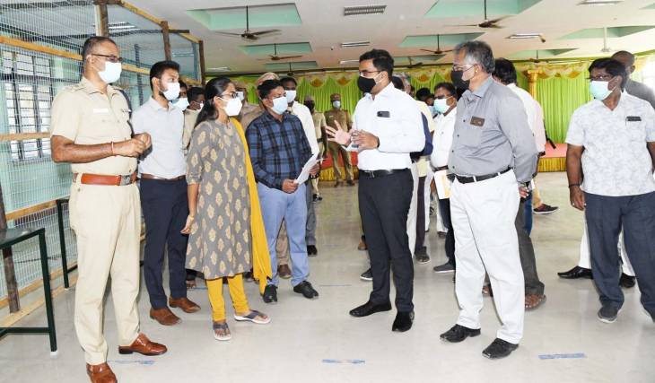 தூத்துக்குடி வாக்கு எண்ணும் மையத்தில் மாவட்ட ஆட்சியர் ஆய்வு 

