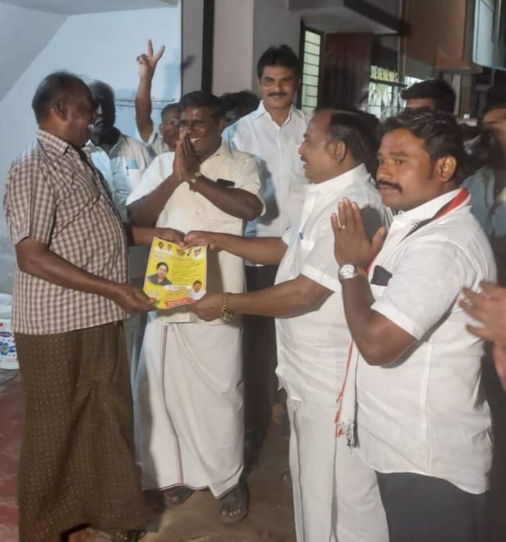தூத்துக்குடி அதிமுக வேட்பாளர் ராஜாவை ஆதரித்து முன்னாள் அமைச்சர் சி.த.செல்லப்பாண்டியன் வாக்கு சேகரிப்பு!