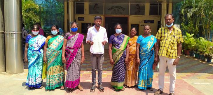 தூத்துக்குடியில் 48வது வார்டு பொது மக்கள் மாநகராட்சி அலுவலகத்தில் மனு!