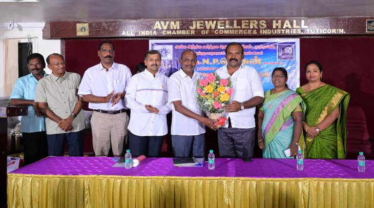 மாநகர வளர்ச்சிக்கு வர்த்தக தொழில் சங்கம் துணை நிற்க வேண்டும் - மேயர் வேண்டுகோள் 
