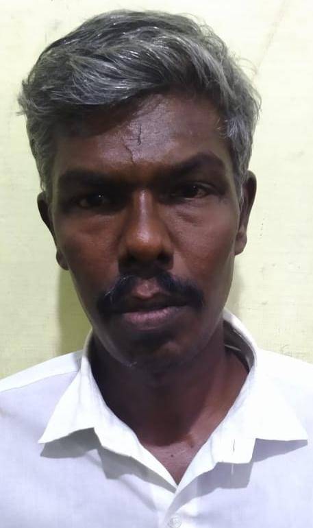 ஸ்ரீவைகுண்டம் அருகே பக்கத்து வீட்டு பெண்ணிடம் தகராறு - பிரபல ரவுடி கைது
