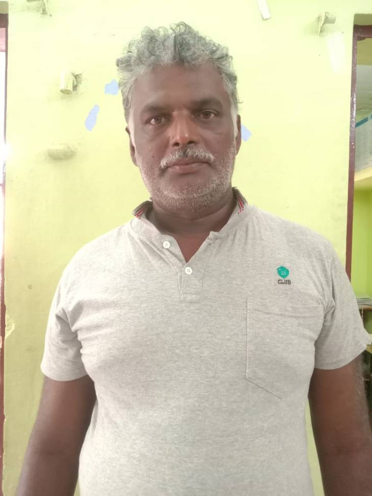 ஏரல் : அரிவாளால் தாக்கி கொலை முயற்சியில் ஈடுபட்டவர் கைது

