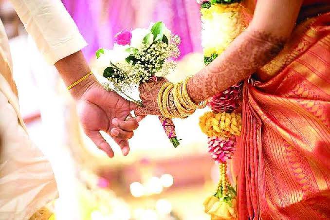 திமுக முன்னாள் மாவட்ட செயலாளர் என்.பெரியசாமி இல்ல திருமண விழா - தூத்துக்குடியில் நாளை நடக்கிறது

