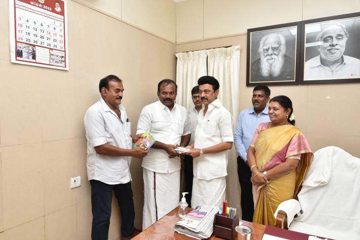 தமிழக முதலமைச்சர் மு.க.ஸ்டாலினுடன் தூத்துக்குடி மேயர் ஜெகன் பெரியசாமி சந்திப்பு