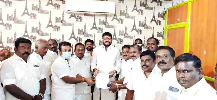 அ.தி.மு.க தெற்கு மாவட்ட செயலாளர் பதவிக்கு செல்லப்பாண்டியன் மனு