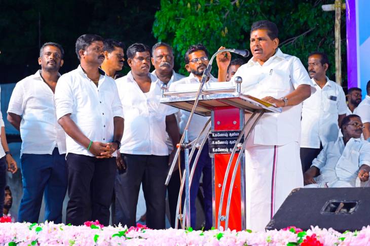 மாப்பிள்ளையூரணியில் திமுக திராவிட மாடல் ஆட்சியின் ஓராண்டு நிறைவு சாதனை விளக்க பொதுக் கூட்டம் - அமைச்சர் அனிதாராதாகிருஷ்ணன் பங்கேற்பு!