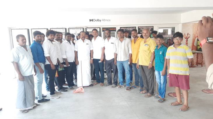 உதயநிதி நடிப்பில் நெஞ்சுக்கு நீதி - டிக்கெட் வழங்கி திரைப்படத்தை மேயர் ஜெகன் பெரியசாமி தொடங்கி வைப்பு!