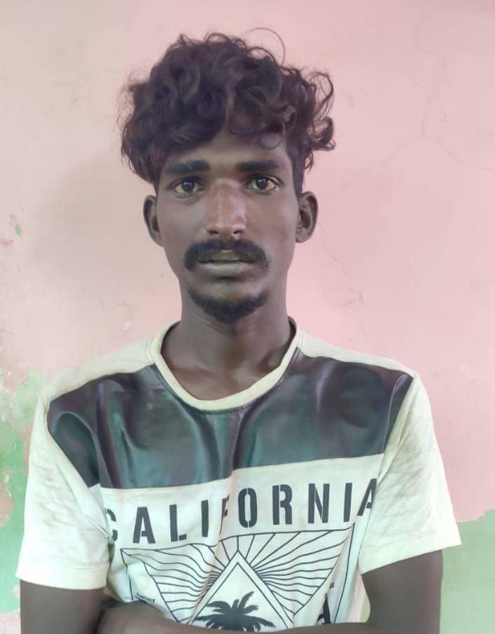 தூத்துக்குடியில் கத்தியைக் காட்டி கொலை மிரட்டல் விடுத்த வாலிபர் கைது