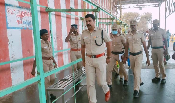 திருச்செந்தூர் வைகாசி விசாக திருவிழா பாதுகாப்பு பணிகள் - எஸ்பி நேரில் ஆய்வு