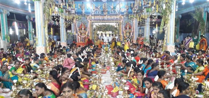 தூத்துக்குடி மேலசண்முகபுரம் முத்துமாரியம்மன் கோவிலில் கொடைவிழா -   501 திருவிளக்கு பூஜை!

