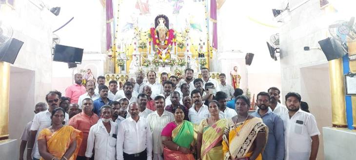 தூத்துக்குடி பனிமய மாதா ஆலயத்தில் பாஜகவினர் சிறப்பு பிரார்த்தனை வழிபாடு!