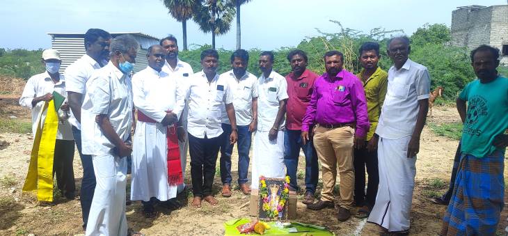 மாப்பிள்ளையூரணி ஊராட்சியில் புதிய நீர்தேக்க தொட்டி - ஊராட்சி மன்ற தலைவர் சரவணக்குமார் அடிக்கல் நாட்டி தொடங்கி வைத்தார்!