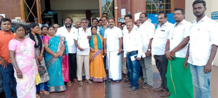 ஆத்தூர் புன்னக்காயல் ரோட்டில் டாஸ்மாக் கடையை அகற்ற, ஆட்சியரிடம் பாஜக கோரிக்கை!