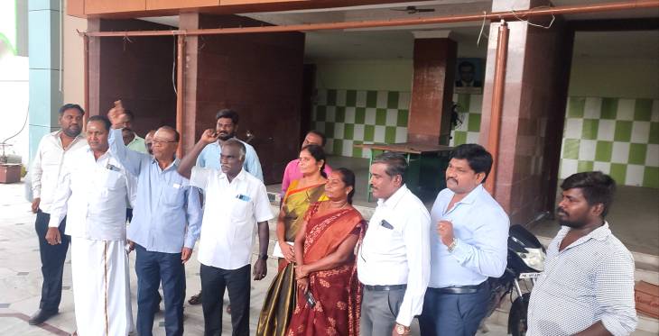 ஸ்டெர்லைட் ஆலை எதிர்ப்பாளர்கள் பொது மக்களிடம் பகிரங்கமாக மன்னிப்பு கேட்க வேண்டும் - ஸ்டெர்லைட் ஆதரவு கூட்டமைப்பினர் வலியுறுத்தல்!

