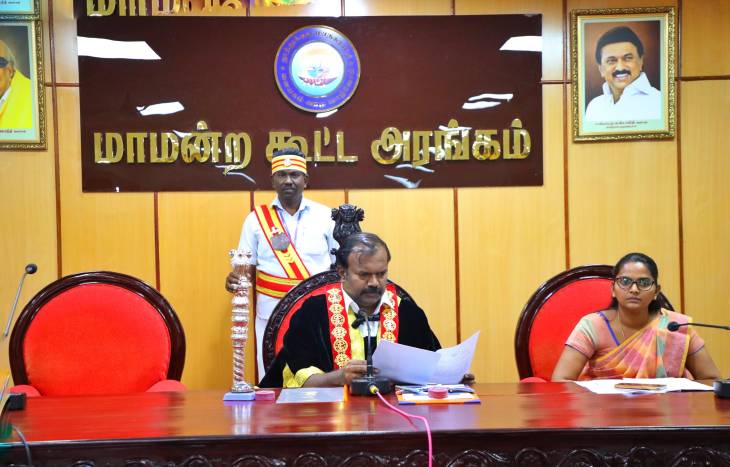 தூத்துக்குடி மாநகராட்சி அவசர கூட்டம் - அதிமுக உள்ளிட்ட மாமன்ற உறுப்பினர்கள் ஏகமனதாக வரவேற்பு!