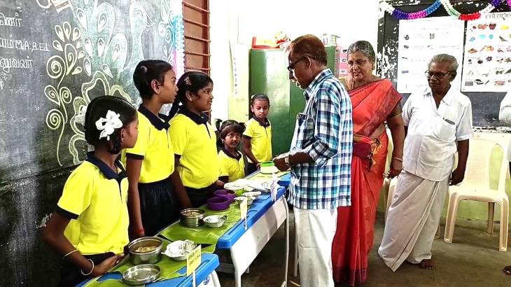 சின்னவநாயக்கன்பட்டி இந்து நாடார் ஆரம்பப் பள்ளியில் நடைபெற்ற பாரம்பரிய உணவு திருவிழா!