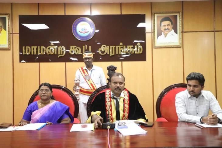 தூத்துக்குடி மாநகராட்சி கூட்டம்... மேயர் ஜெகன் பெரியசாமி தலைமையில் நடைபெற்றது!

