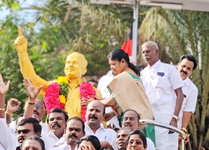 எளிய மக்களை அரசியலின் மையமாக்கிய தலைவர் அறிஞர் அண்ணா : அமைச்சர் கீதாஜீவன் மரியாதை