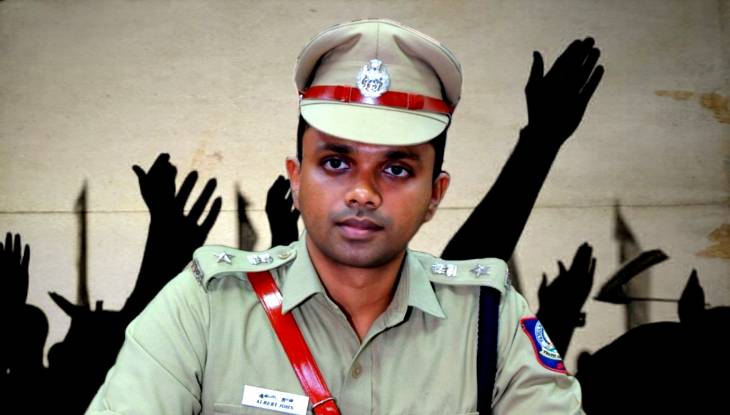 தூத்துக்குடியில் போராட அனுமதி கிடையாது : திட்டவட்டமாக அறிவித்த காவல்துறை!!
