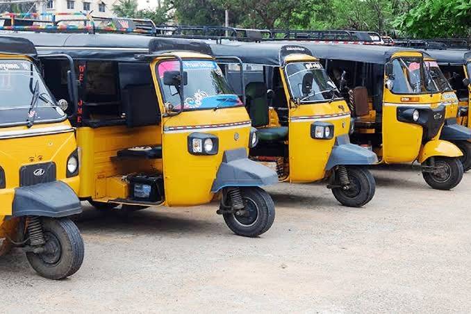 விளாத்திகுளத்தில் இலவச ஆட்டோ... கட்டணம் கொடுக்க தேவையில்லை : மார்கண்டேயன் எம்எல்ஏ ஏற்பாடு!