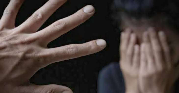 அரசு பேருந்தில் தூத்துக்குடி பெண்ணுக்கு பாலியல் சீண்டல் : பஸ் கண்டக்டர் கைது!

