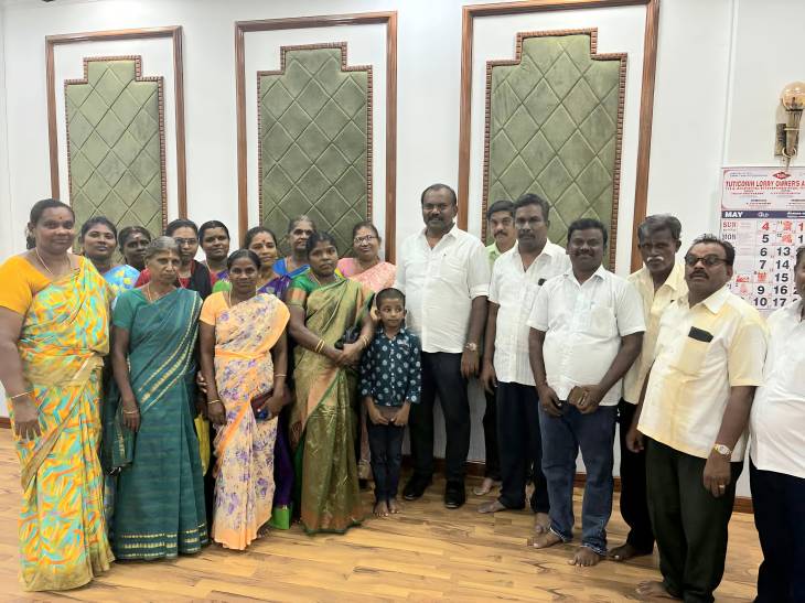 மனம் மகிழ்கிறோம்... தூத்துக்குடி மேயர் ஜெகன் பெரியசாமியை நேரில் சந்தித்து நெகிழ்ந்த பொதுமக்கள்!

