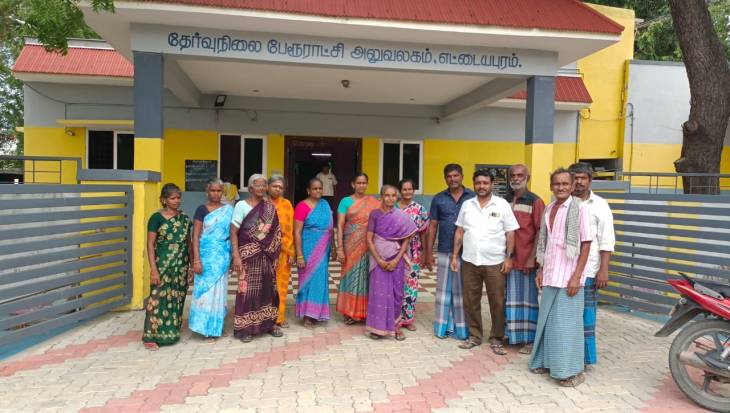 எட்டையபுரத்தில் பொதுமக்களை திரட்டி சாலை மறியல் போராட்டம் : அதிமுக நகரச் செயலாளர் ராஜகுமார் திட்டவட்டம்!

